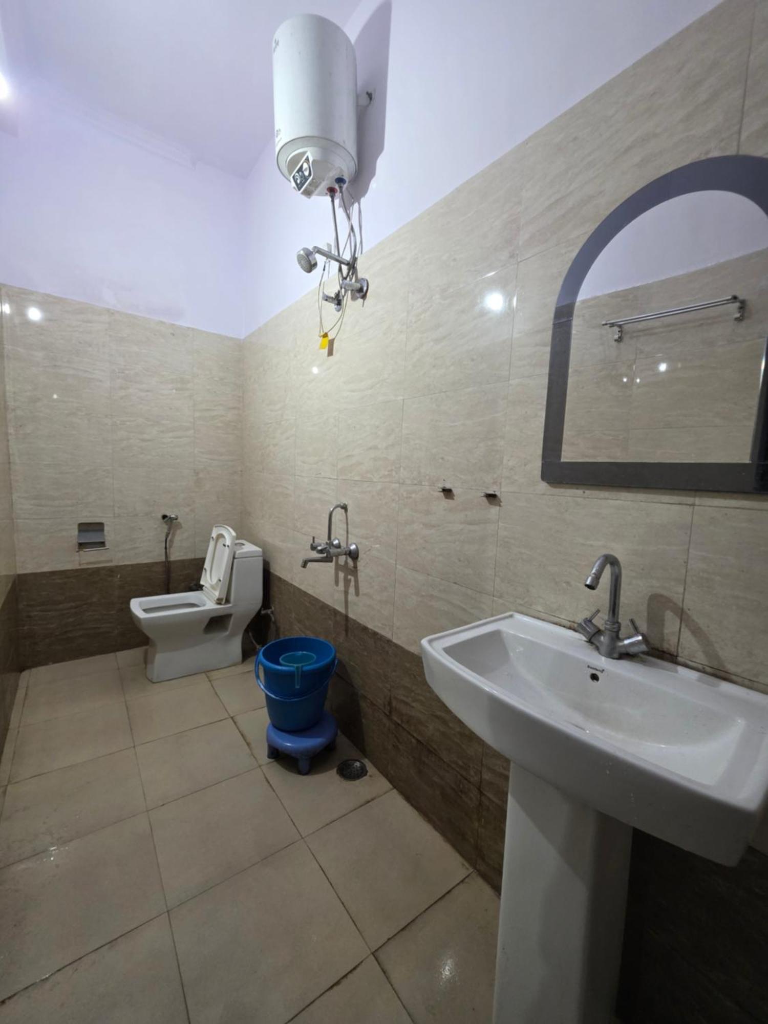 Bhīm Tāl Siddhi Vinayak Hotel And Banquet מראה חיצוני תמונה